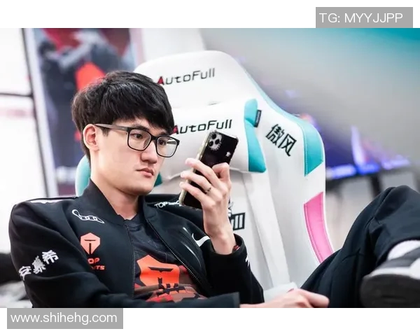 电竞新闻赛后复盘V5与TES对决中的战术意识与团队配合分析